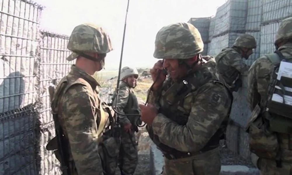 Βίντεο: Αζέροι χτυπούν ηλικιωμένο Αρμένιο